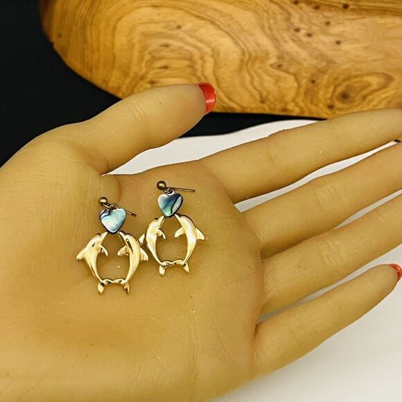Vintage Weekenders Paua Shell Kissing Dolphins Heart Dangle Earrings Gold 1445 - Picture 5 of 10